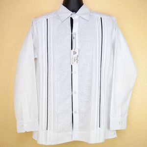 MaryCoco Textiles White Adult Linen Guayabera (L)